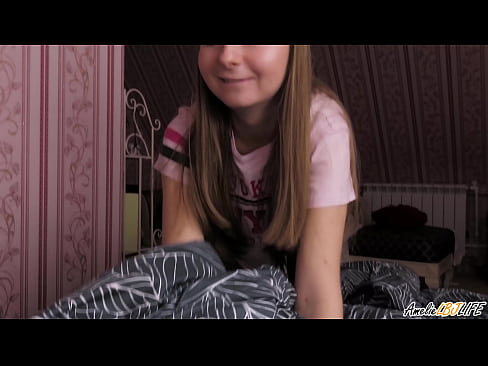 ❤️ Blondie onun BFF-ni dərindən sorur və ağzına boşaldır ️ Sərt porno pornoda az.rexporn-com.ru ☑